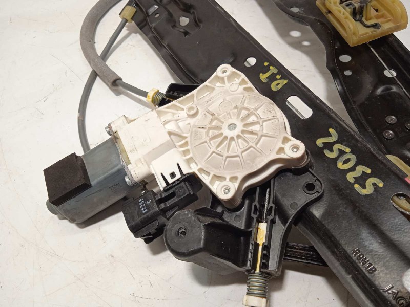 Recambio de elevalunas delantero izquierdo para jaguar xe 2.0 diesel cat referencia OEM IAM GX7323201AD  T4N13875