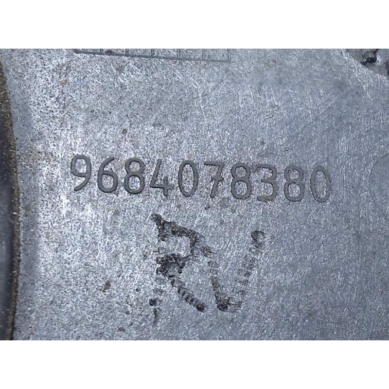 Recambio de tapa exterior combustible para peugeot 5008 1.6 hdi fap referencia OEM IAM 9684078380  