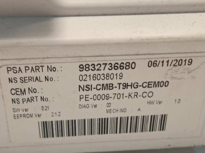 Recambio de cuadro instrumentos para peugeot 308 style referencia OEM IAM 9832736680  