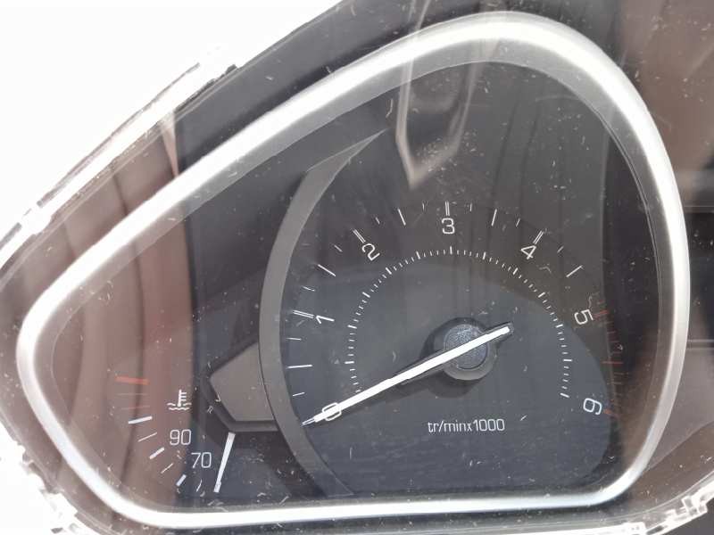 Recambio de cuadro instrumentos para peugeot 2008 (--.2013) style referencia OEM IAM 9825986680  
