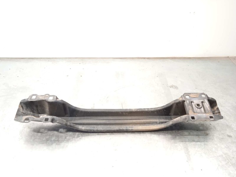 Recambio de refuerzo paragolpes trasero para jaguar xe 2.0 diesel cat referencia OEM IAM GX7317B892AA  T2H1134