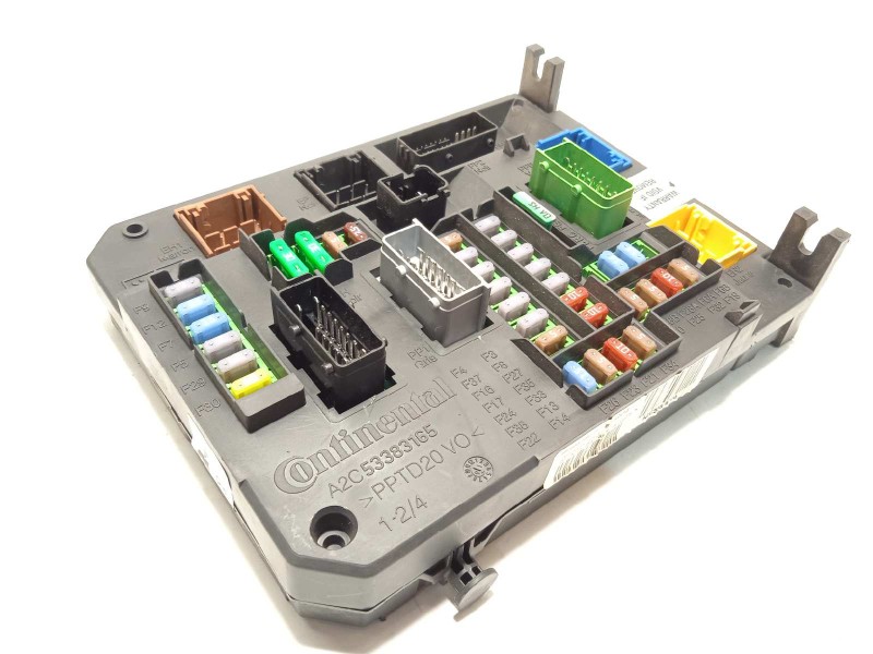 Recambio de caja reles / fusibles para citroën c4 lim. live edition referencia OEM IAM 9806687980  