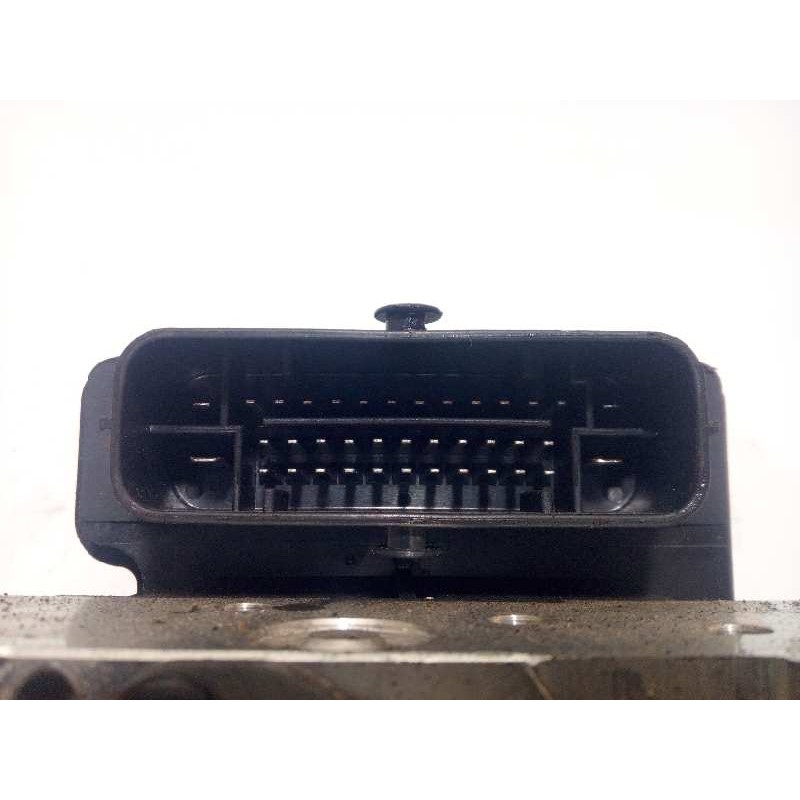 Recambio de abs para hyundai i30 (gd) base referencia OEM IAM 58920A6210 6158945200 A658920500