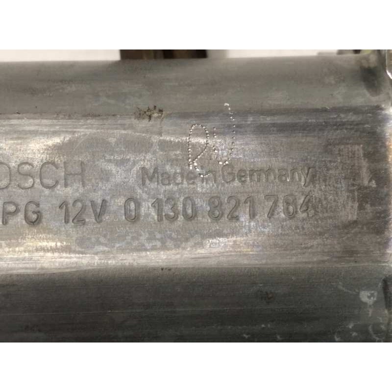 Recambio de elevalunas delantero izquierdo para volkswagen touareg (7l6) 2.5 tdi dpf referencia OEM IAM 7L0837461F  