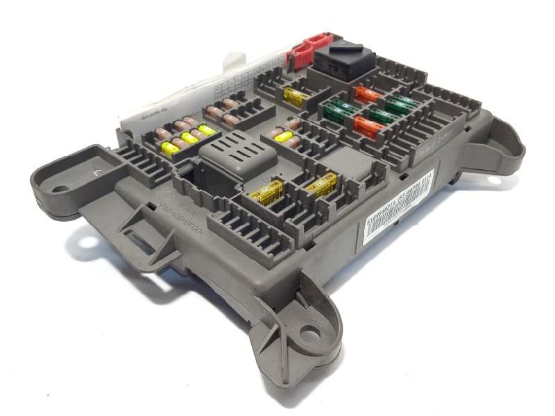 Recambio de caja reles / fusibles para bmw x6 (e71) xdrive40d referencia OEM IAM 6931687 61149145115 518954021A
