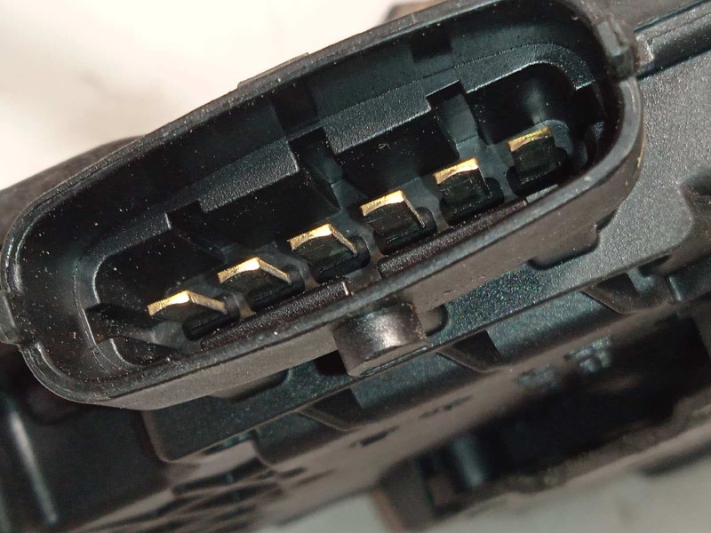 Recambio de cerradura puerta delantera derecha para jaguar xe 2.0 diesel cat referencia OEM IAM GX73203A28GD  