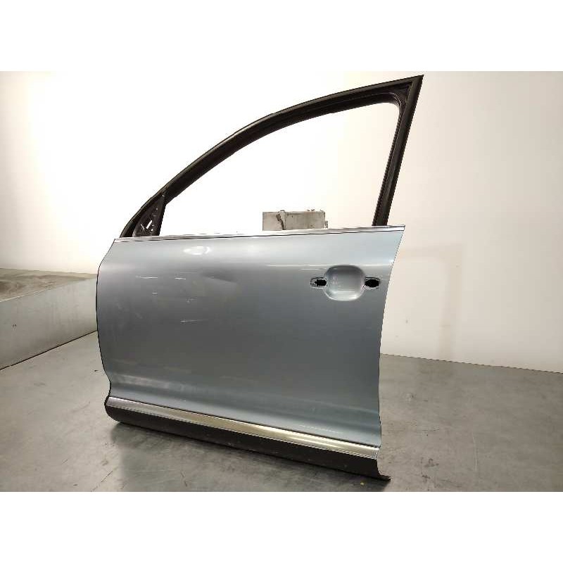 Recambio de puerta delantera izquierda para volkswagen touareg (7l6) 2.5 tdi dpf referencia OEM IAM 7L0831055L  