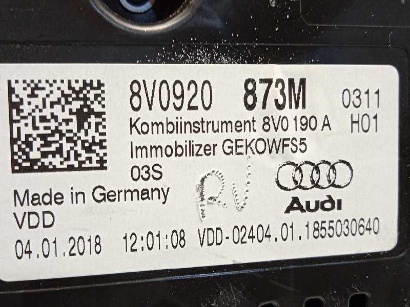 Recambio de cuadro instrumentos para audi a3 sedán (8vm) sport edition referencia OEM IAM 8V0920873M  
