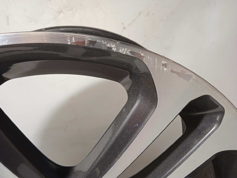 Recambio de llanta para jaguar xe 2.0 diesel cat referencia OEM IAM GX7M1007EB  T4N13697