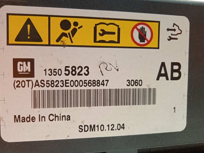 Recambio de centralita airbag para chevrolet orlando 2.0 diesel cat referencia OEM IAM 13505823  