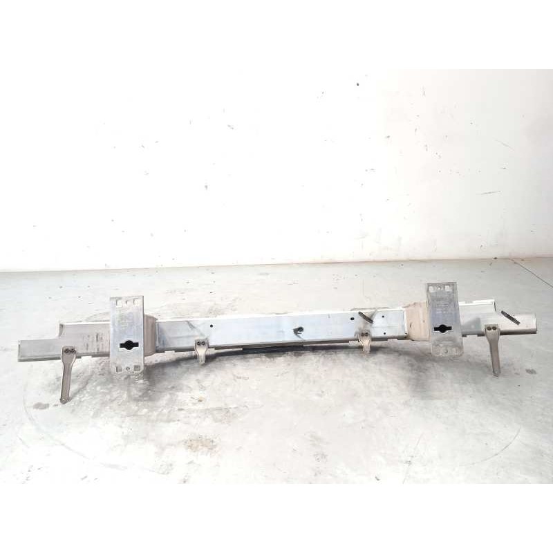 Recambio de refuerzo paragolpes delantero para bmw serie 6 cabrio (e64) 645ci referencia OEM IAM 51117008818  