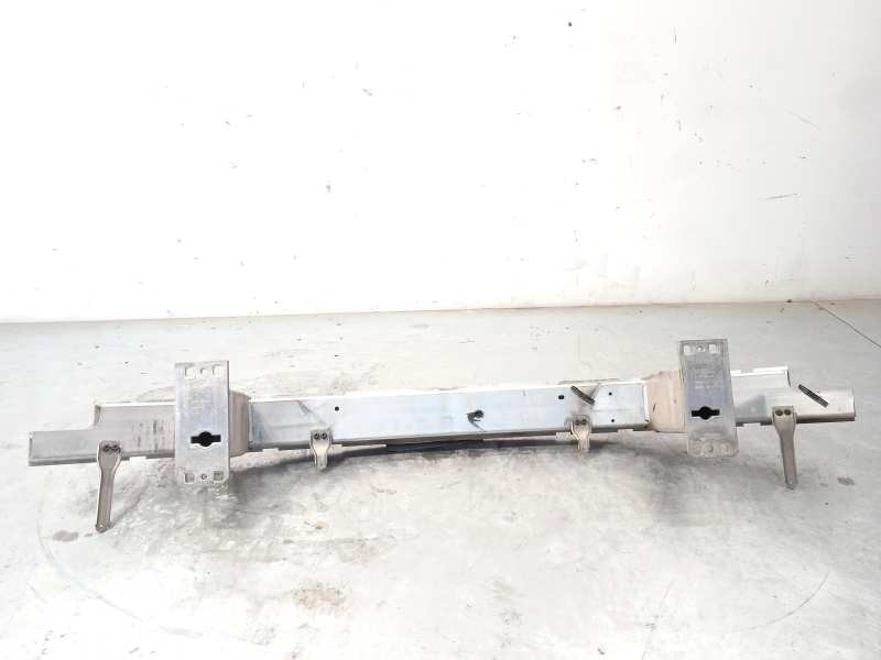 Recambio de refuerzo paragolpes delantero para bmw serie 6 cabrio (e64) 645ci referencia OEM IAM 51117008818  