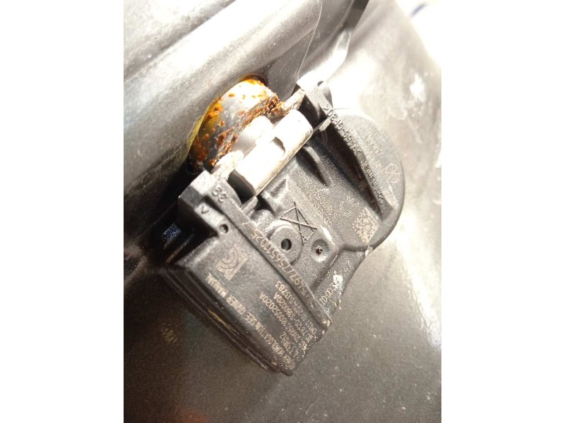 Recambio de llanta para jaguar xe 2.0 diesel cat referencia OEM IAM GX7M1007EB  T4N13697