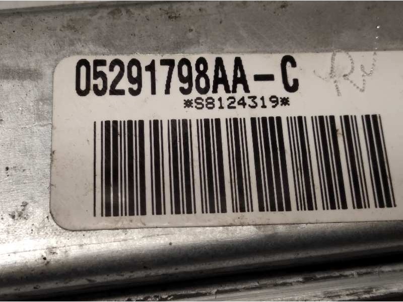 Recambio de elevalunas delantero derecho para jeep patriot referencia OEM IAM 05291798AA  0130822277