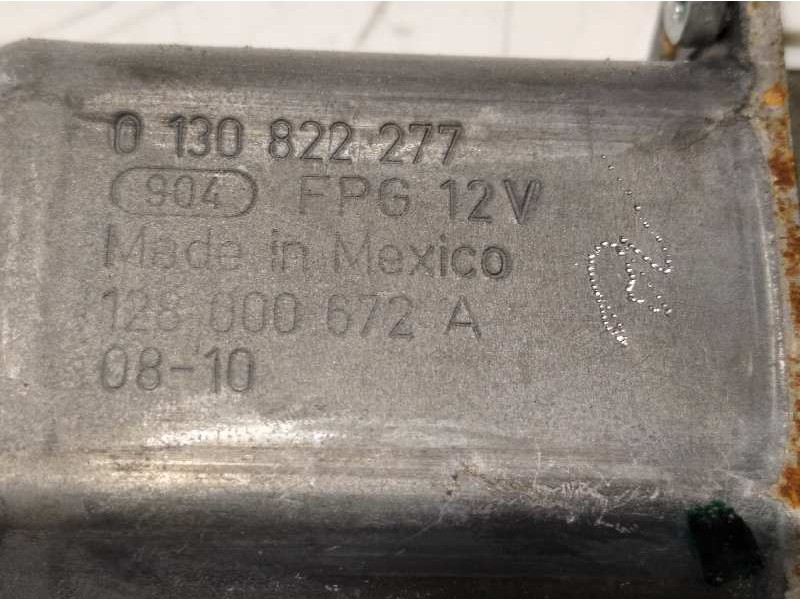 Recambio de elevalunas delantero derecho para jeep patriot referencia OEM IAM 05291798AA  0130822277