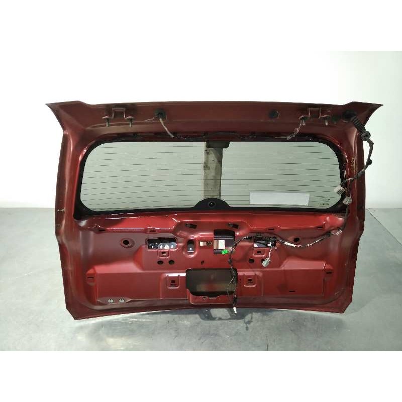 Recambio de porton trasero para jeep patriot referencia OEM IAM 5054349AC  
