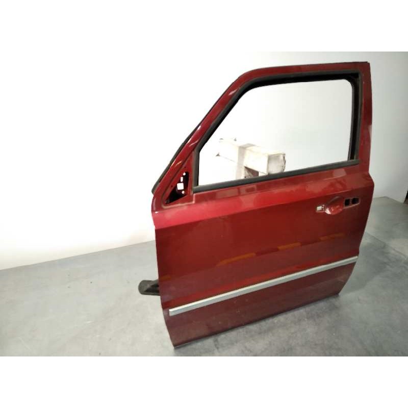 Recambio de puerta delantera izquierda para jeep patriot referencia OEM IAM 5067707AF  