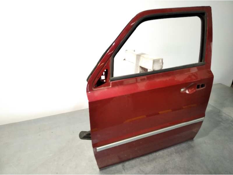 Recambio de puerta delantera izquierda para jeep patriot referencia OEM IAM 5067707AF  