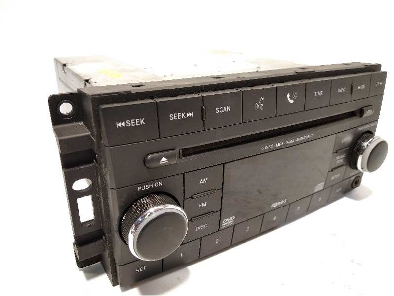 Recambio de sistema audio / radio cd para jeep patriot referencia OEM IAM 05064943AD  