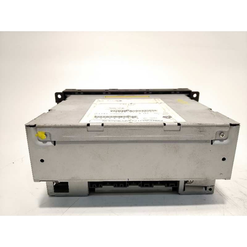Recambio de sistema audio / radio cd para jeep patriot referencia OEM IAM 05064943AD  