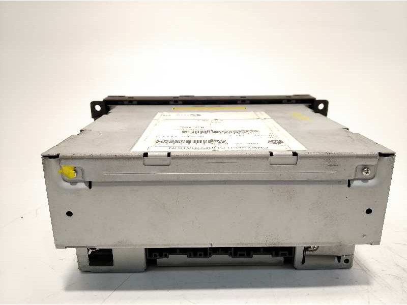 Recambio de sistema audio / radio cd para jeep patriot referencia OEM IAM 05064943AD  