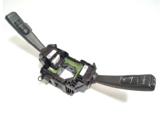 Recambio de mando intermitentes para volvo v40 cross country 2.0 diesel cat referencia OEM IAM 31481765   2