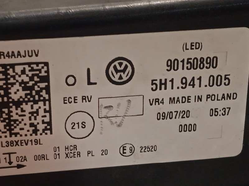 Recambio de faro izquierdo para volkswagen golf viii lim. (cd1) style referencia OEM IAM 5H1941005  90150890