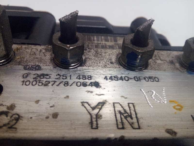Recambio de abs para toyota verso advance referencia OEM IAM 445400F050 0265951566 0265251488