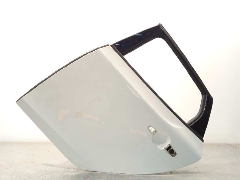 Recambio de puerta trasera izquierda para volvo v40 cross country 2.0 diesel cat referencia OEM IAM 31662586  