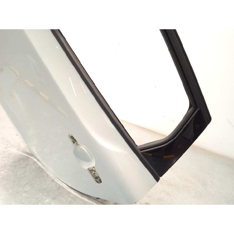 Recambio de puerta trasera izquierda para volvo v40 cross country 2.0 diesel cat referencia OEM IAM 31662586  