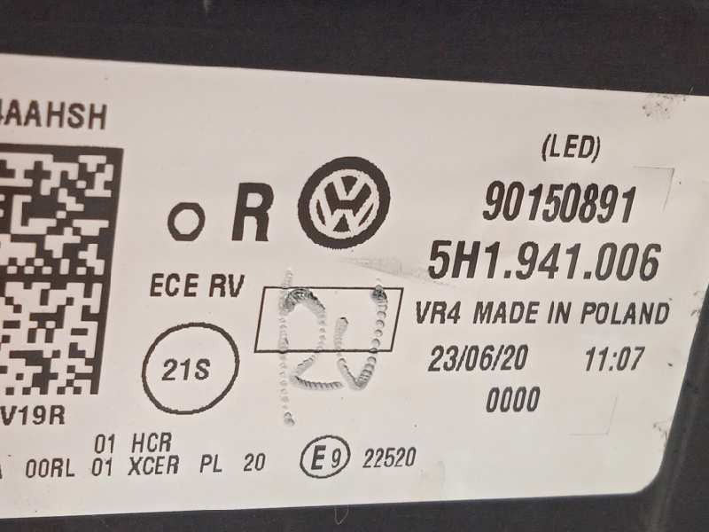 Recambio de faro derecho para volkswagen golf viii lim. (cd1) style referencia OEM IAM 5H1941006  90150891