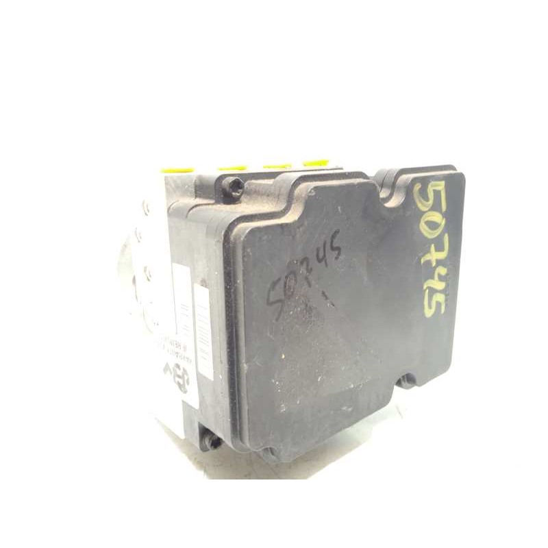 Recambio de abs para hyundai i20 1.2 16v cat referencia OEM IAM 58920C8250 6158945200 C858920550