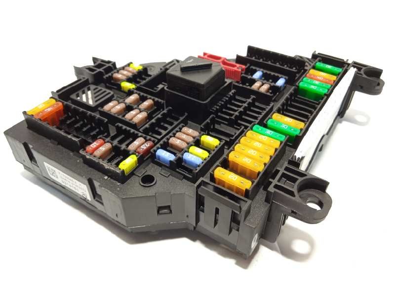 Recambio de caja reles / fusibles para bmw x3 (f25) sdrive 18d referencia OEM IAM 9315151  61149315151