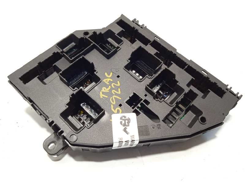 Recambio de caja reles / fusibles para bmw x3 (f25) sdrive 18d referencia OEM IAM 9315151  61149315151