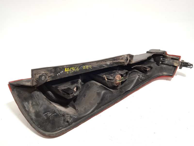 Recambio de piloto trasero izquierdo para nissan note (e11e) acenta referencia OEM IAM 265559U000  