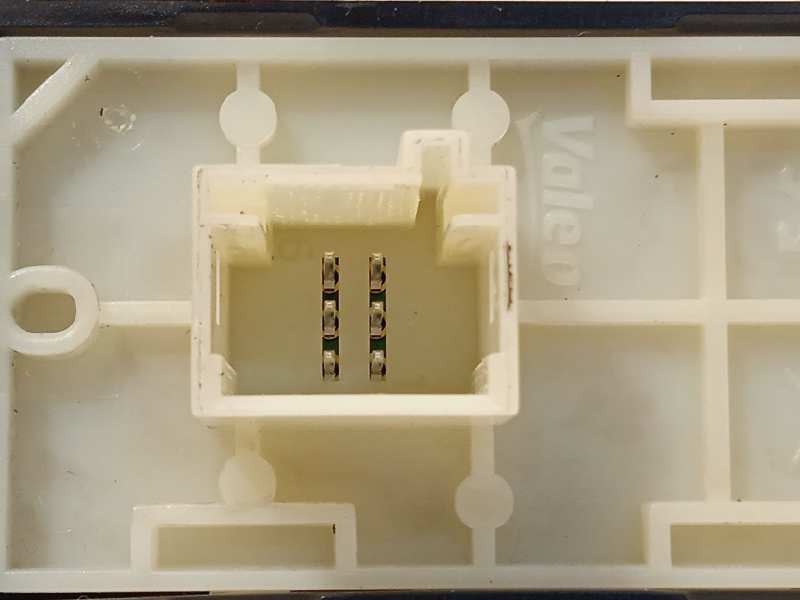 Recambio de modulo electronico para peugeot 208 allure referencia OEM IAM 96758773XU  