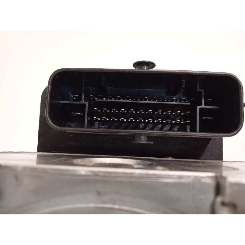 Recambio de abs para dacia dokker ambiance referencia OEM IAM 476605810R 28515039183 10022006774