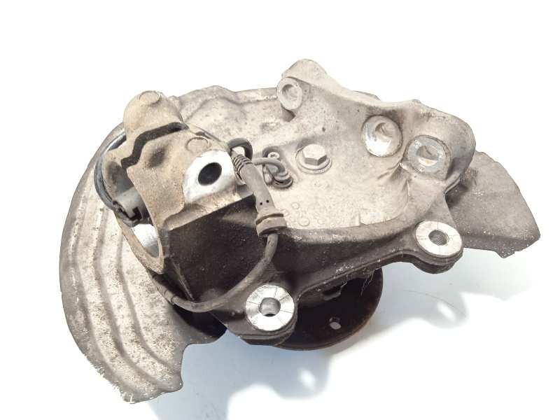 Recambio de mangueta delantera izquierda para bmw serie 3 cabrio (e93) 325d referencia OEM IAM 31216764443  31216793923