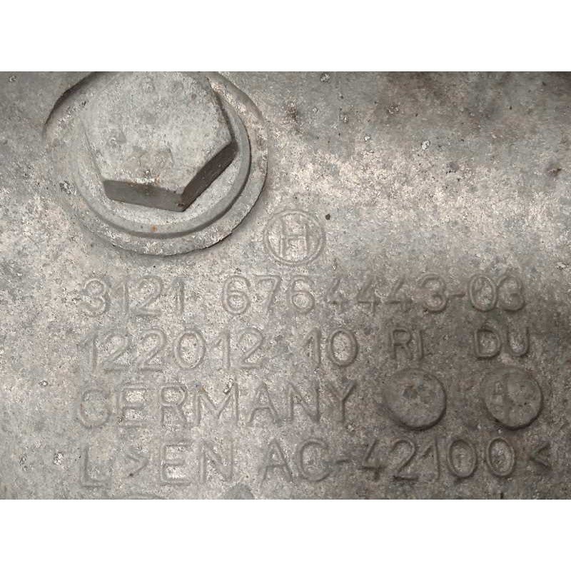 Recambio de mangueta delantera izquierda para bmw serie 3 cabrio (e93) 325d referencia OEM IAM 31216764443  31216793923