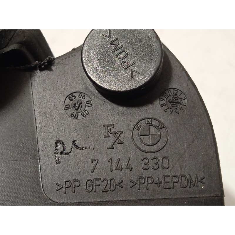 Recambio de tapa exterior combustible para bmw serie 3 cabrio (e93) 325d referencia OEM IAM 7144330  51177144328