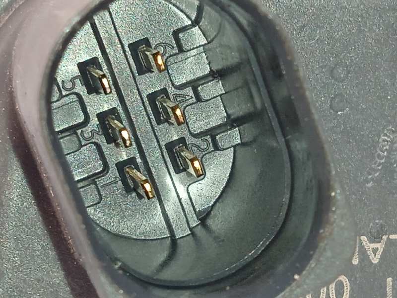 Recambio de caja mariposa para seat ateca (kh7) 1.5 16v tsi act referencia OEM IAM 04E133062T  