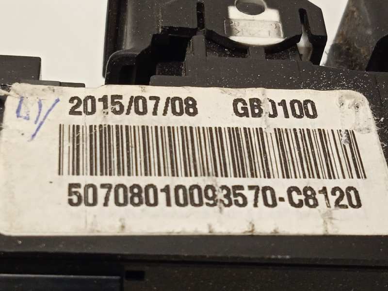 Recambio de mando elevalunas delantero izquierdo para hyundai i20 active 1.0 tgdi cat referencia OEM IAM 93570C8120  