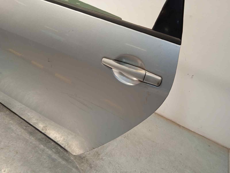 Recambio de puerta trasera izquierda para mitsubishi grandis (na0w) 2.0 di-d cat referencia OEM IAM 5730A047  