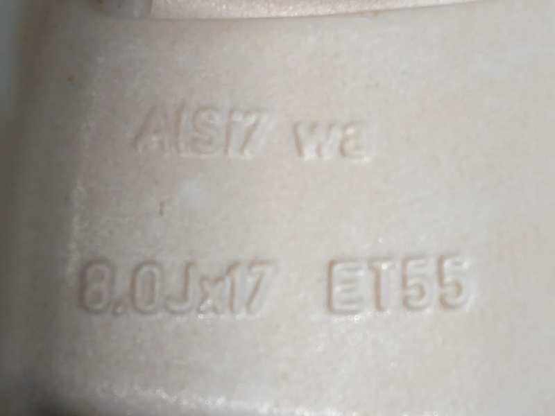 Recambio de llanta para ford ranger (tke) doble cabina 4x4 xlt limited referencia OEM IAM EB3C1007E2A  1883705