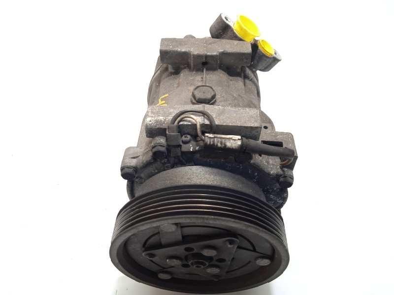 Recambio de compresor aire acondicionado para dacia sandero básico referencia OEM IAM 8200866441  