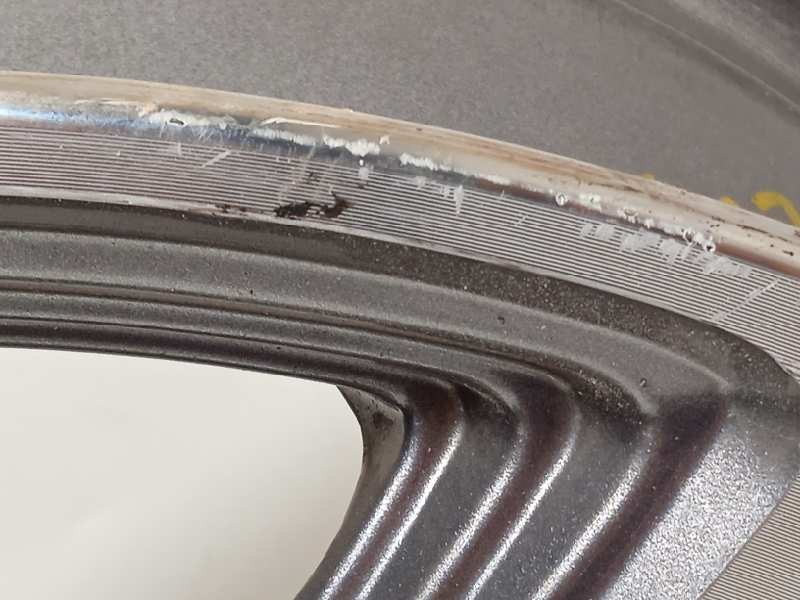 Recambio de llanta para kia sportage basic 4x2 referencia OEM IAM 529103W610  