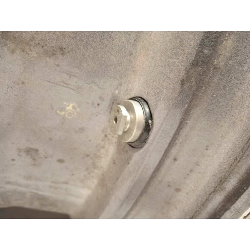 Recambio de llanta para kia sportage basic 4x2 referencia OEM IAM 529103W610  