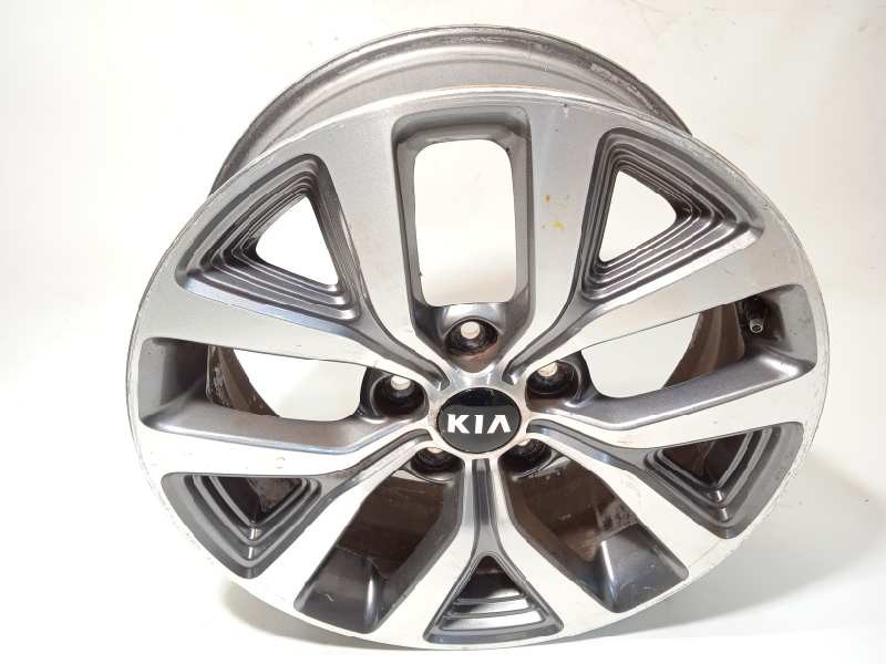 Recambio de llanta para kia sportage basic 4x2 referencia OEM IAM 529103W610  