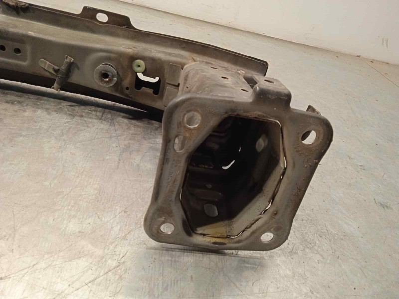 Recambio de refuerzo paragolpes delantero para ford kuga (cbv) titanium s 4x4 referencia OEM IAM 1540638  