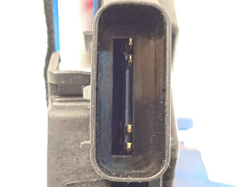 Recambio de cerradura puerta trasera izquierda para kia cee´d drive referencia OEM IAM 81410A2400  